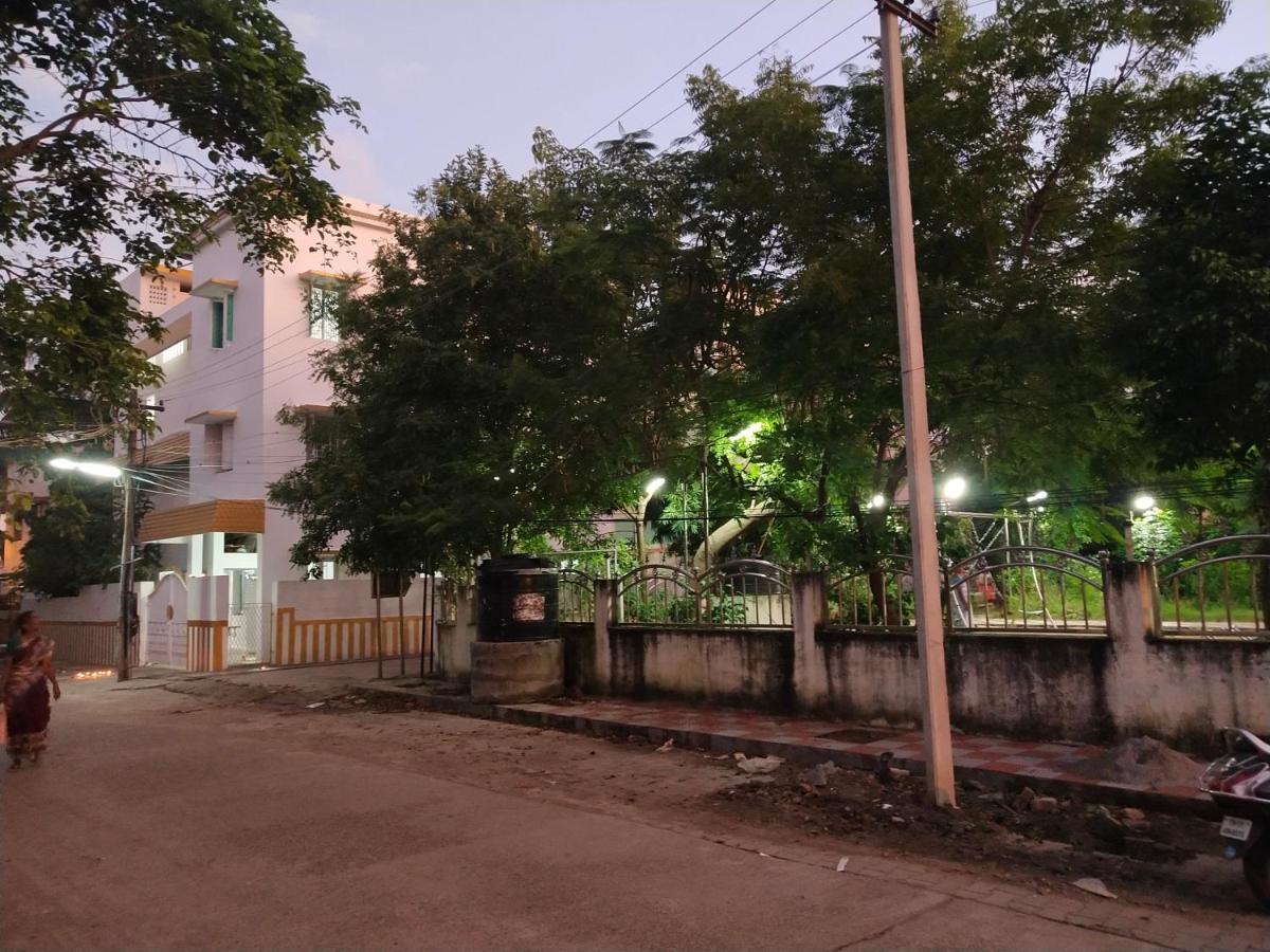 Mayurapriya Inn Chennai Eksteriør billede