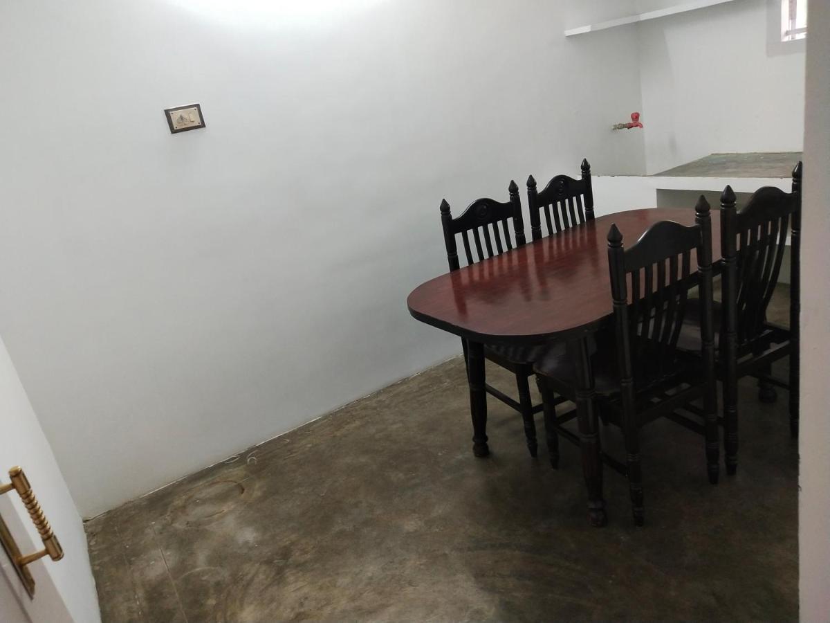Mayurapriya Inn Chennai Eksteriør billede