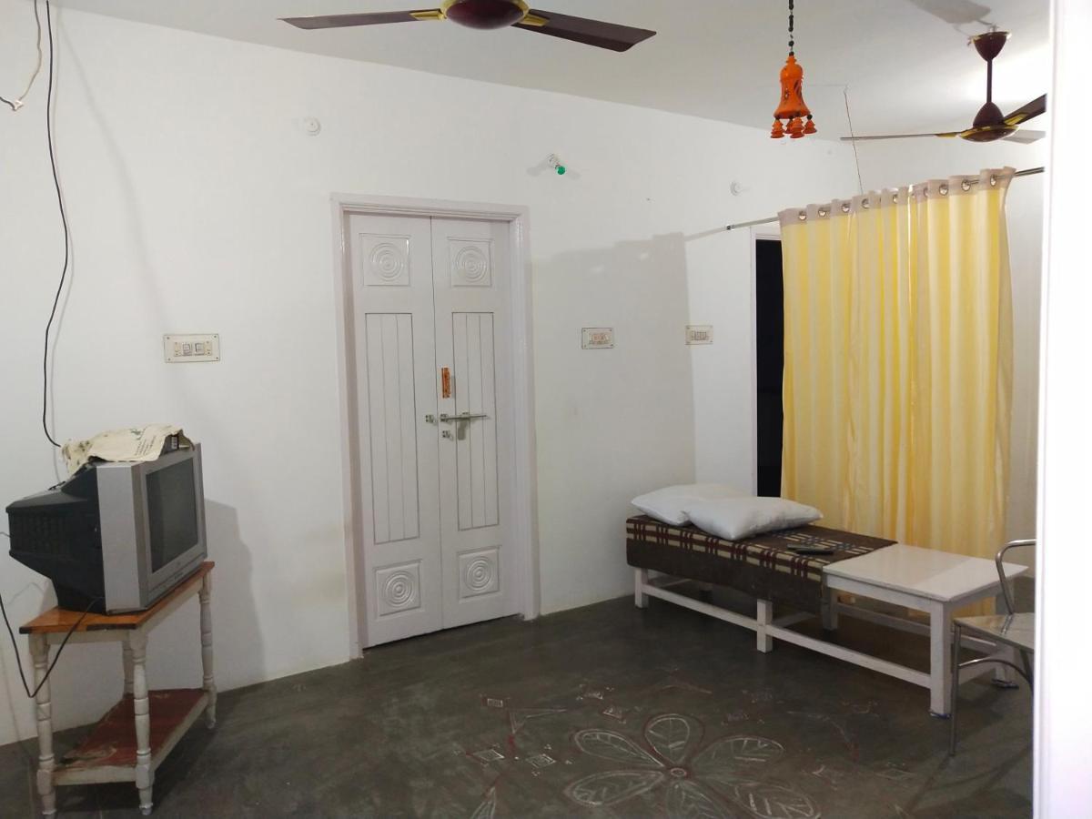 Mayurapriya Inn Chennai Eksteriør billede
